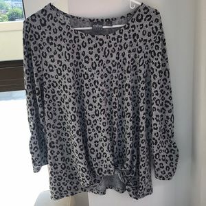NY & Company grey leopard twist-front top NWOT XXL